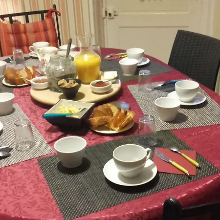 La Maison D'isaphil 3*