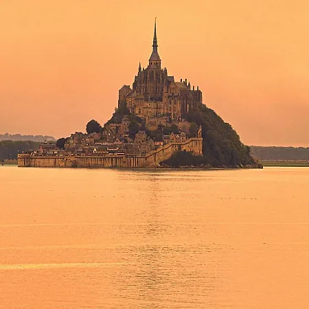 La Maison D'isaphil 3*